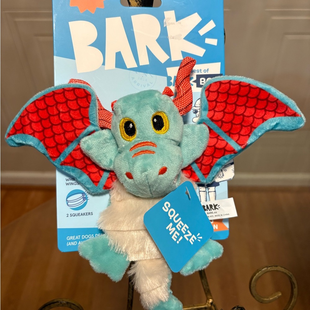 BarkBox Grimbold The Dragon Squeaky Plush Crinkly Tug & Shake Dog Toy 7.5" - Picture 3 of 4